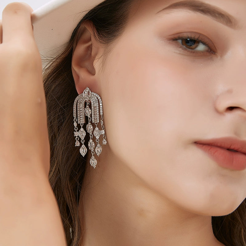 GOOPENIT Zircon Tassel Earrings